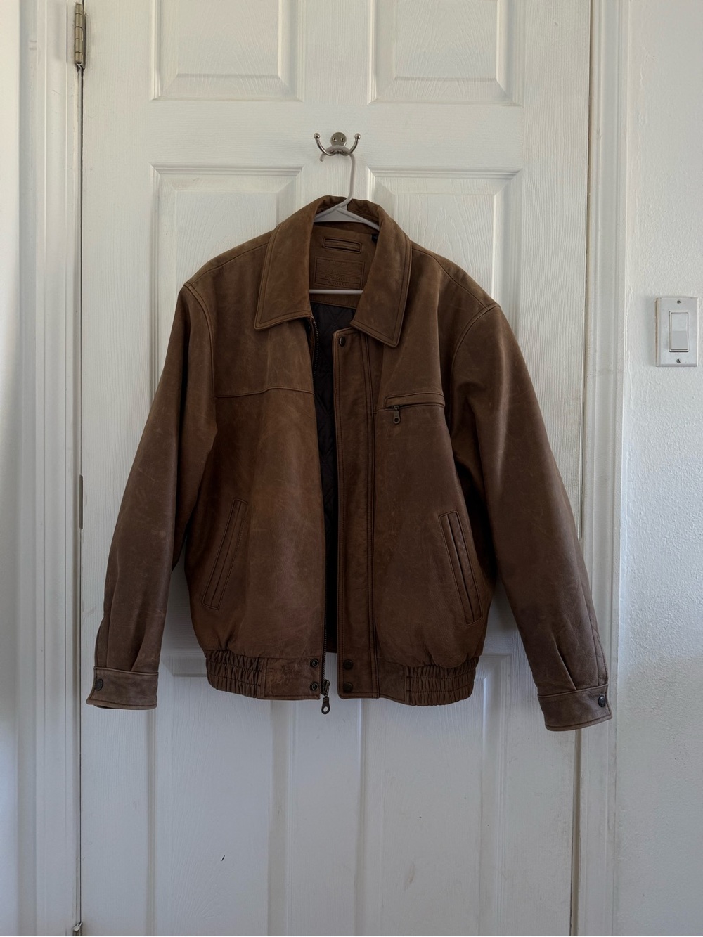 Roundtree & Yorke Genuine Leather Bomber Jacket Men’s L Brown Distressed Flight - Picture 2 of 7